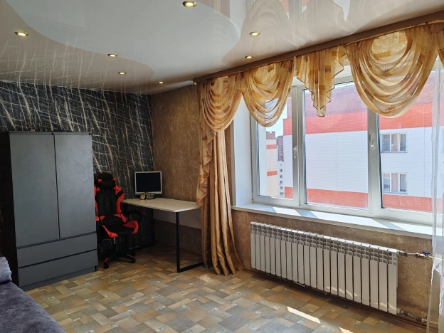 Купить четырехкомнатную квартиру в Новосибирской области. Вариант № 401041, 6, площадь -  квм, цена 9250000 рублей