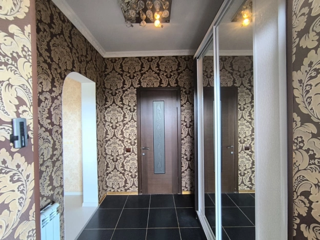 Купить двухкомнатную квартиру в Новороссийске. Вариант № 5364374, 1, площадь -  квм, цена 6900000 рублей