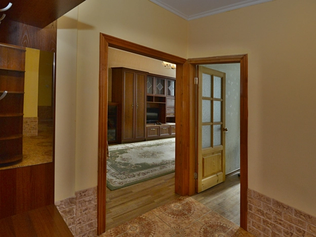 Купить трехкомнатную квартиру в Новосибирске. Вариант № 4134606, 0, площадь -  квм, цена 11500000 рублей