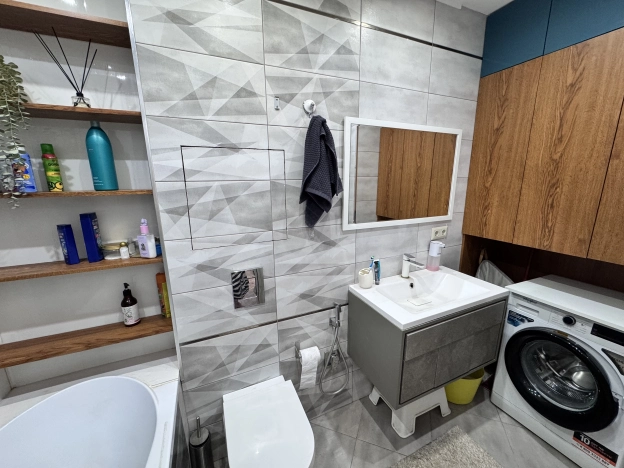 Купить трехкомнатную квартиру в Пушкине. Вариант № 51889, 14, площадь -  квм, цена 8970000 рублей