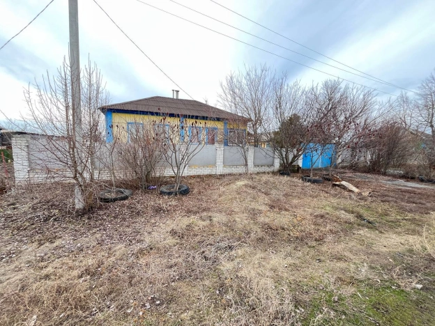 Купить дом на улице Советский переулок в Воронежской области. Вариант № 30018, 2, площадь -  квм, цена 900000 рублей