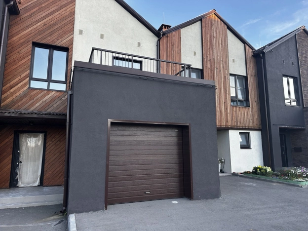 Купить таунхаус в Коврове. Вариант № 4147587, 1, площадь -  квм, цена 23022602 рублей