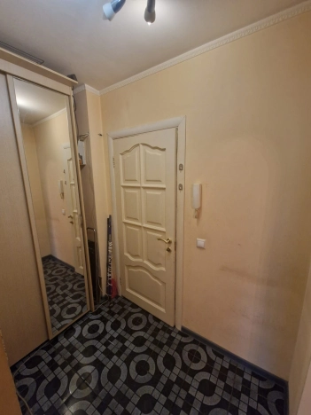 Купить квартиру в Москве. Вариант № 9692743, 10, площадь -  квм, цена 12000000 рублей