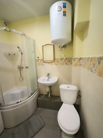 Снять квартиру в Керчи. Вариант № 7713, 5, площадь -  квм, цена 23000 рублей