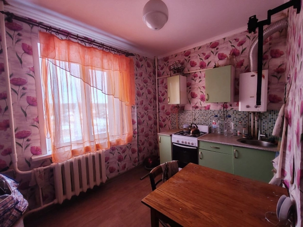 Купить многокомнатную квартиру в Калужской области. Вариант № 20751, 0, площадь - квм, цена 1570000 рублей