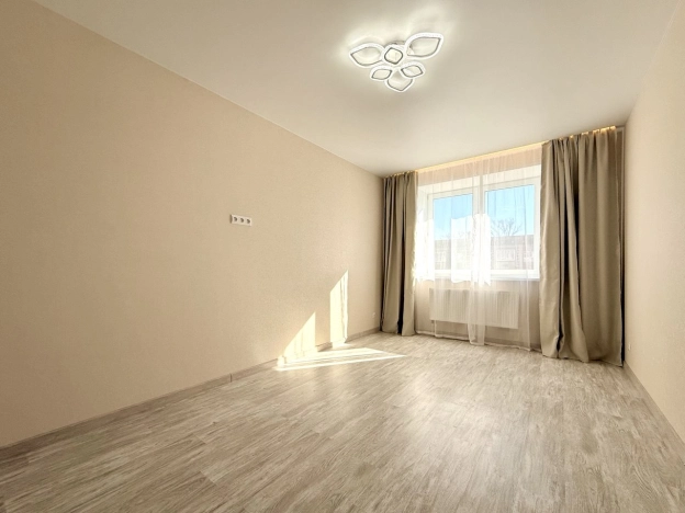 Купить однокомнатную квартиру в Калужской области. Вариант № 6211658, 9, площадь -  квм, цена 4399999 рублей