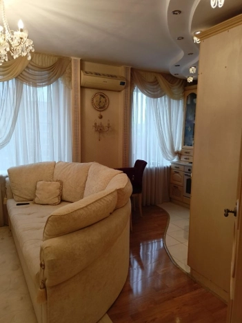 Купить квартиру в Москве. Вариант № 10295196, 12, площадь -  квм, цена 18000000 рублей