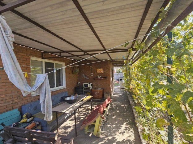 Купить дом в Элисте. Вариант № 7774976, 3, площадь -  квм, цена 5900000 рублей