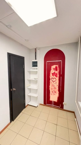 Купить коммерческую недвижимость свободного назначения в Тобольске. Вариант № 9096003, 6, площадь -  квм, цена 10000000 рублей