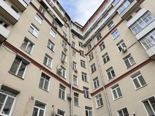 Купить квартиру в Москве. Вариант № 7592354, 24, площадь - квм, цена 44000000 рублей