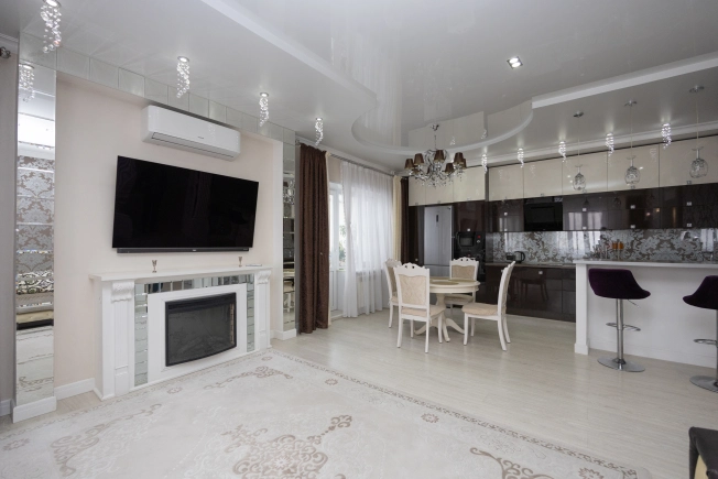 Купить квартиру на улице Ленина в Благовещенске. Вариант № 8838371, 0, площадь -  квм, цена 13800000 рублей