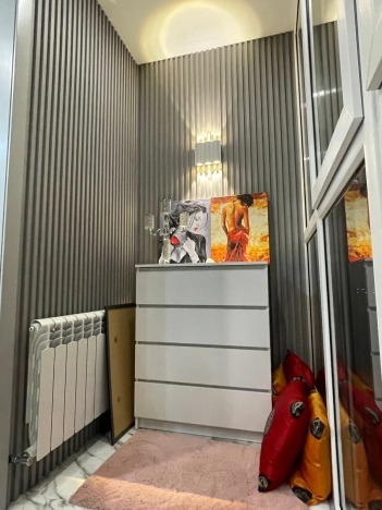 Купить однокомнатную квартиру в Приморском крае. Вариант № 3989247, 6, площадь -  квм, цена 7700000 рублей