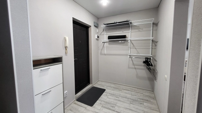 Купить однокомнатную квартиру на улице Дорошенко в Белгородской области. Вариант № 13342, 7, площадь -  квм, цена 2600000 рублей