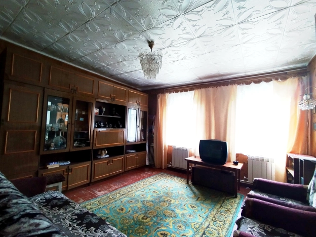 Купить трехкомнатную квартиру на вторичке на улице Ново-Фабричная в Владимирской области. Вариант № 53914, 4, площадь -  квм, цена 900000 рублей