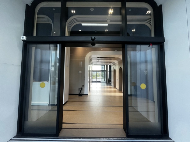 Купить квартиру в Москве. Вариант № 10212758, 20, площадь - квм, цена 89900000 рублей