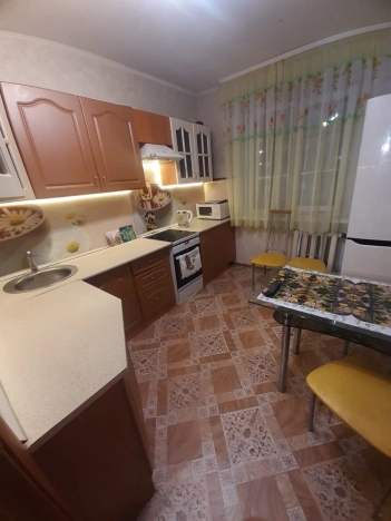 Снять квартиру в Тобольске. Вариант № 10332171, 2, площадь -  квм, цена 45000 рублей