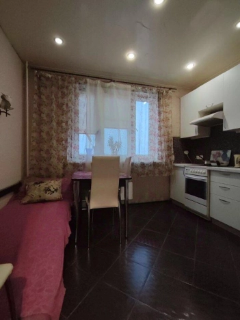 Купить квартиру в Москве. Вариант № 10130813, 10, площадь -  квм, цена 23700000 рублей