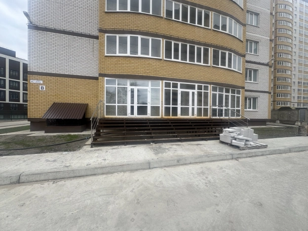 Снять коммерческую недвижимость в Воронеже. Вариант № 1300714, 4, площадь - квм, цена 207000 рублей