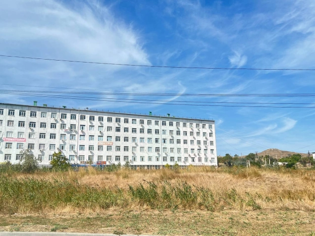 Купить трехкомнатную квартиру в Керчи. Вариант № 4012411, 10, площадь - квм, цена 9650000 рублей