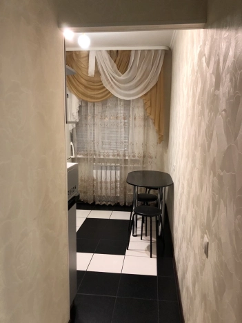 Купить многокомнатную квартиру в Тюменской области. Вариант № 1422, 2, площадь -  квм, цена 5500000 рублей