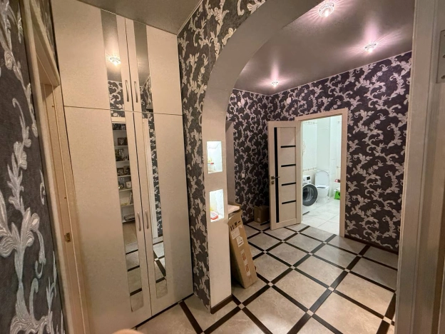 Купить двухкомнатную квартиру на улице Молодёжная в Собинке. Вариант № 8431379, 6, площадь - квм, цена 4300000 рублей