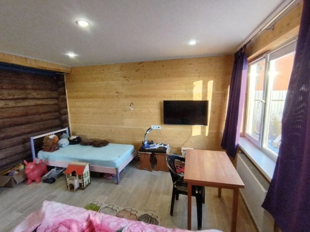 Купить дом в Москве. Вариант № 2835066, 4, площадь -  квм, цена 7900000 рублей