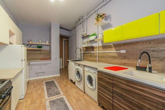 Купить пятикомнатную квартиру в Санкт-Петербурге. Вариант № 10295163, 7, площадь -  квм, цена 21700000 рублей