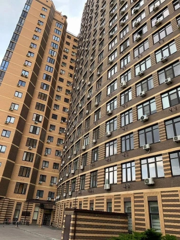 Купить двухкомнатную квартиру в районе Кировский в Ростове-на-Дону. Вариант № 53822, 13, площадь -  квм, цена 14500000 рублей