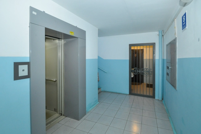 Купить двухкомнатную квартиру на улице Линейная в Новосибирской области. Вариант № 9256737, 31, площадь -  квм, цена 9100000 рублей