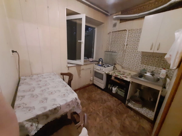 Купить трехкомнатную квартиру на улице Ленинский проспект в Москве. Вариант № 9819695, 4, площадь -  квм, цена 6750000 рублей