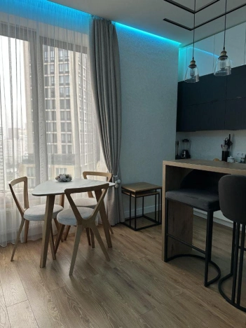 Купить квартиру в Москве. Вариант № 10022169, 8, площадь -  квм, цена 55000000 рублей