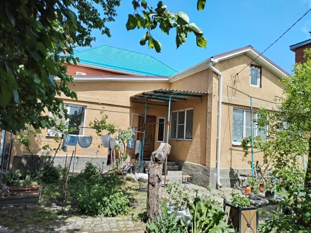 Купить дом на улице Болотникова в Краснодаре. Вариант № 20236, 0, площадь -  квм, цена 14000000 рублей