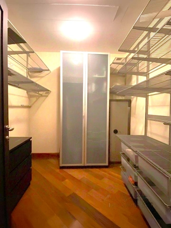 Купить квартиру в Москве. Вариант № 8005274, 5, площадь - квм, цена 137000000 рублей