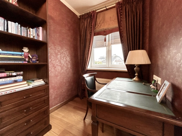 Купить дом в Москве. Вариант № 5270277, 32, площадь -  квм, цена 60000000 рублей