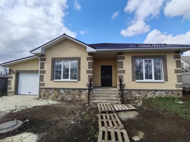 Купить дом в Белгороде. Вариант № 6976206, 2, площадь -  квм, цена 9000000 рублей