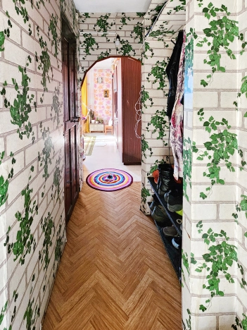 Купить двухкомнатную квартиру на улице Островского в Кызыле. Вариант № 7742, 6, площадь -  квм, цена 4900000 рублей