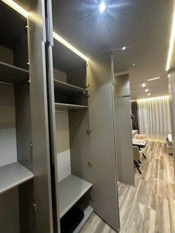 Купить квартиру в Москве. Вариант № 9959129, 21, площадь -  квм, цена 18500000 рублей