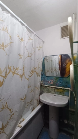 Купить трехкомнатную квартиру в Ростовской области. Вариант № 2823943, 10, площадь -  квм, цена 4730000 рублей