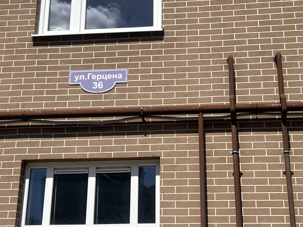 Купить двухкомнатную квартиру на улице Виктора Гакуна в Калининграде. Вариант № 58442, 17, площадь -  квм, цена 10799000 рублей