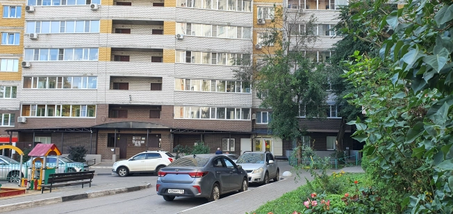 Купить однокомнатную квартиру в районе Ленинский в Воронеже. Вариант № 2081799, 31, площадь -  квм, цена 5600000 рублей