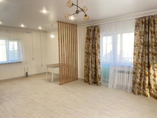 Купить дом в Иркутской области. Вариант № 2821551, 6, площадь -  квм, цена 6000000 рублей