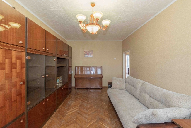 Купить квартиру на вторичке на улице Кирова в Владимире. Вариант № 7097, 7, площадь -  квм, цена 6700000 рублей