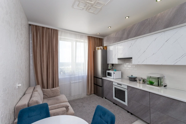 Купить квартиру на улице Нижняя Дуброва в Владимире. Вариант № 3822773, 6, площадь -  квм, цена 6450000 рублей