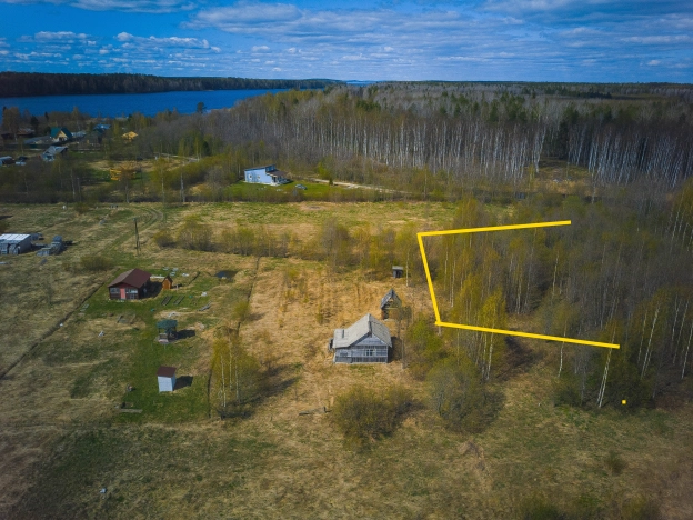 Купить земельный участок в Республике Карелия. Вариант № 21301, 7, площадь -  квм, цена 350000 рублей