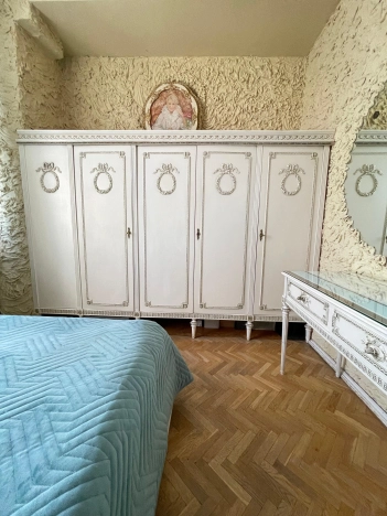 Купить квартиру в Москве. Вариант № 3215975, 9, площадь - квм, цена 64000000.0000 рублей
