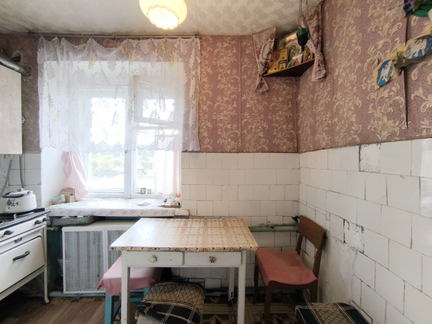 Купить трехкомнатную квартиру на вторичке на улице Центральная в Владимирской области. Вариант № 33650, 13, площадь -  квм, цена 830000 рублей