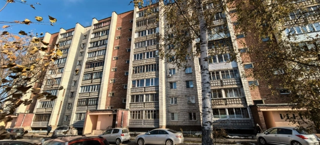 Купить трехкомнатную квартиру на улице Первомайская в Новосибирске. Вариант № 17383, 21, площадь -  квм, цена 5000000 рублей