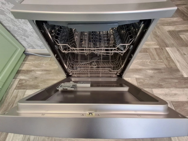 Снять квартиру в Тобольске. Вариант № 9552629, 6, площадь -  квм, цена 60000 рублей