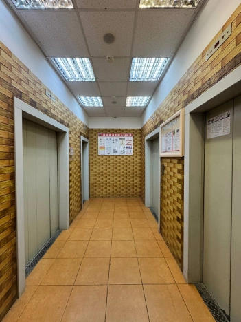 Купить квартиру в Москве. Вариант № 8795536, 27, площадь -  квм, цена 18500000 рублей