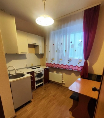 Купить однокомнатную квартиру в Новосибирске. Вариант № 9084991, 2, площадь -  квм, цена 3500000 рублей